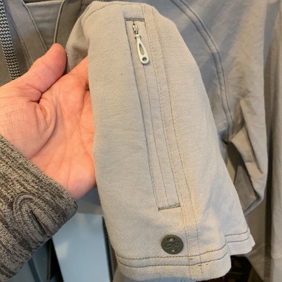 Outdoor Research light gray Ensenada Sun Hoodie, size S. - Picture 6 of 7